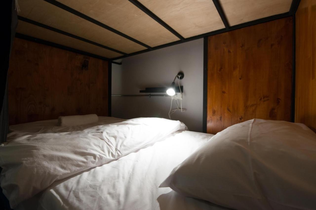 4Share Hostel (Adults Only) Bangkok Dış mekan fotoğraf