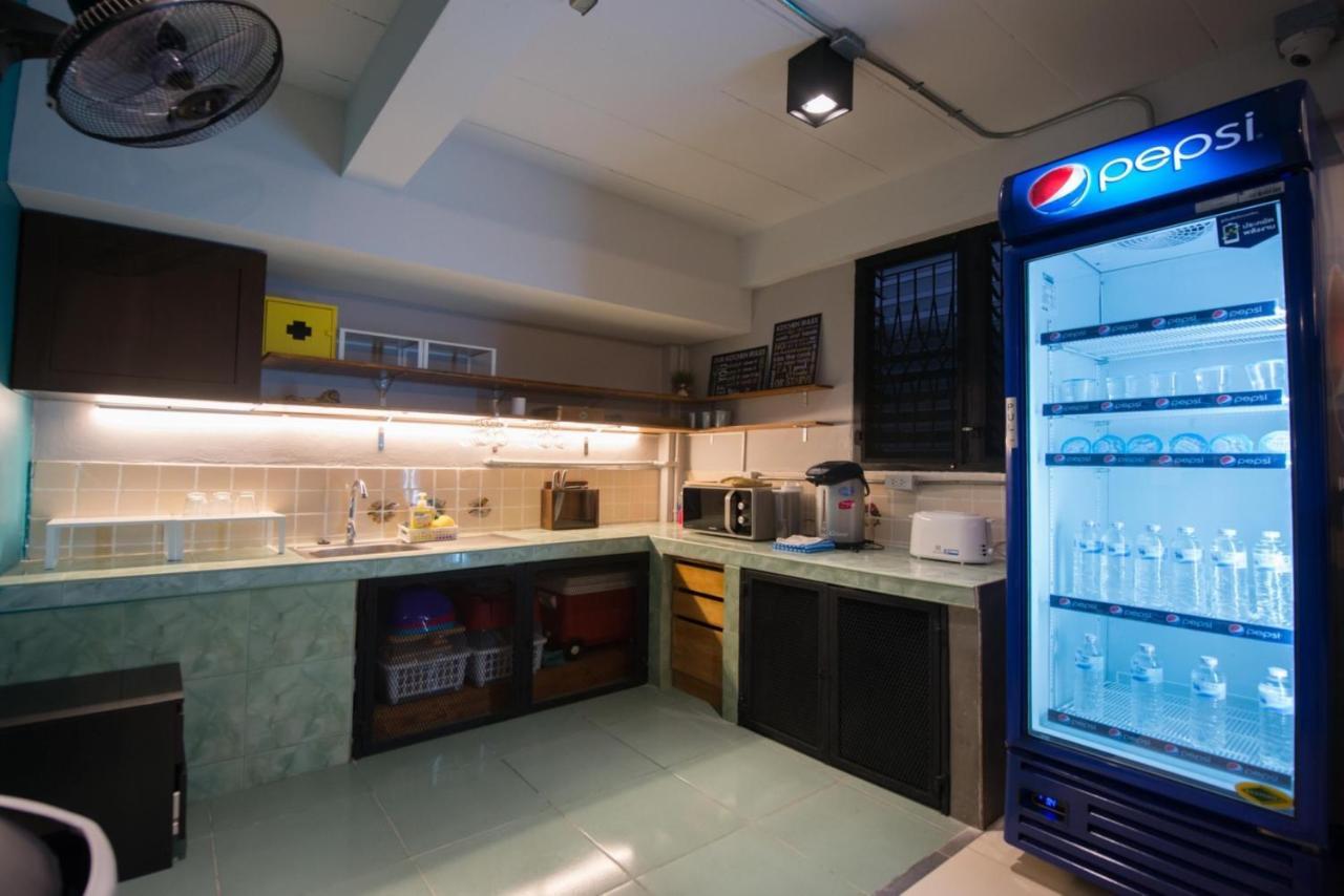 4Share Hostel (Adults Only) Bangkok Dış mekan fotoğraf