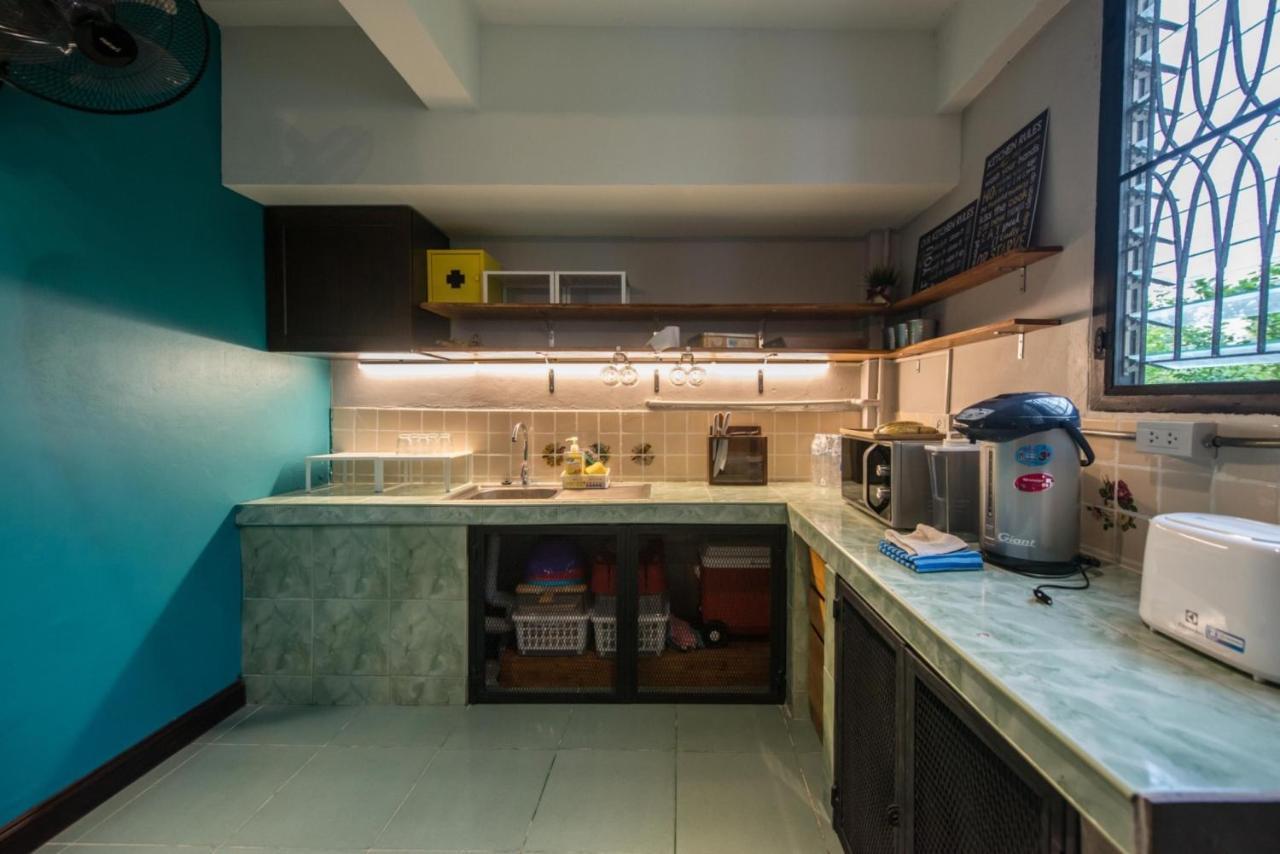 4Share Hostel (Adults Only) Bangkok Dış mekan fotoğraf