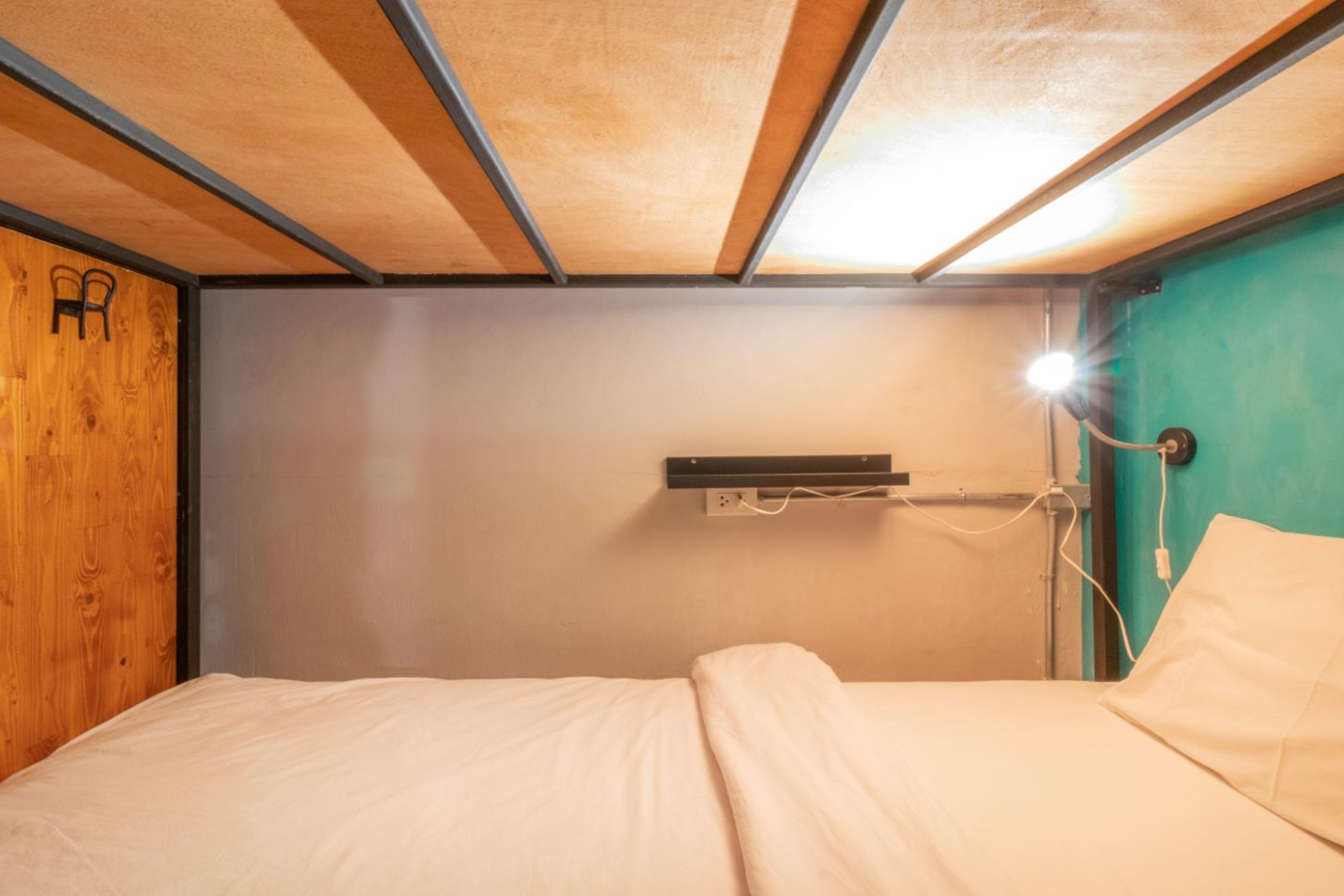 4Share Hostel (Adults Only) Bangkok Dış mekan fotoğraf